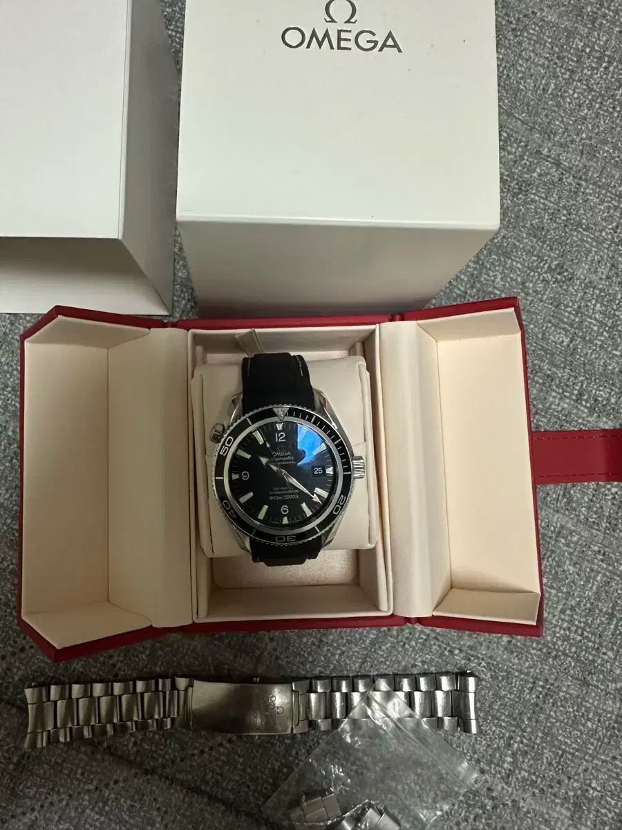 オメガ シーマスターPO GIRLS PLANET ガルプラ オメガ オメガ42mm 韓国版