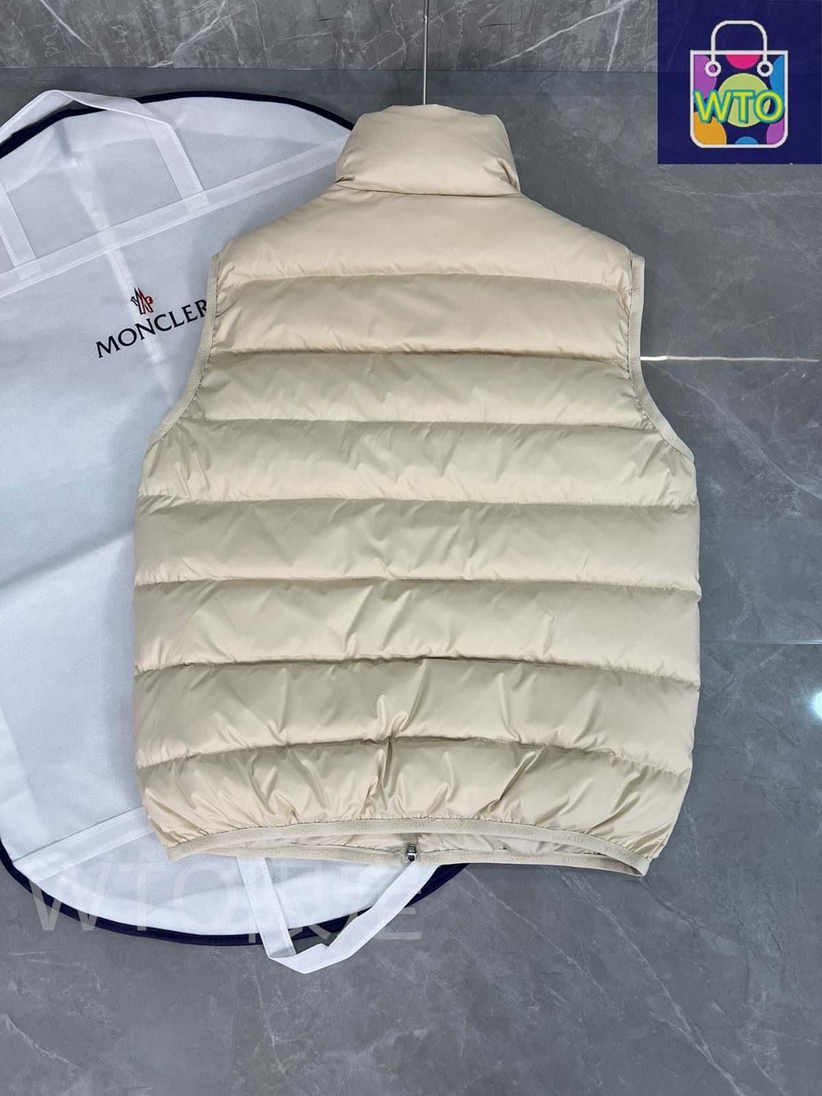【T】MONCLER ダウンベスト アイボリー・ベージュ Beige Tibb Down Vest - Vests for Men | Moncler US