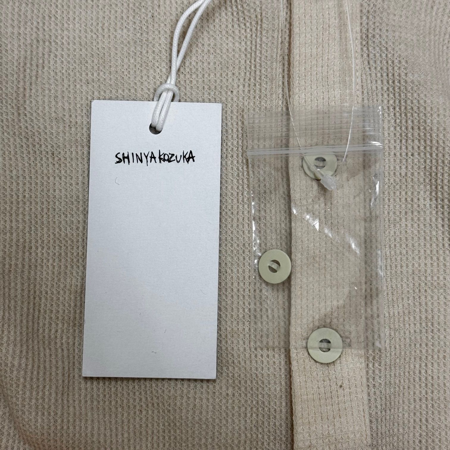 参考上代24200円 未使用品 SHINYAKOZUKA MASSIVE HENRY ヘンリー 参考上代24200円 未使用品 SHINYAKOZUKA MASSIVE HENRY ヘンリー
