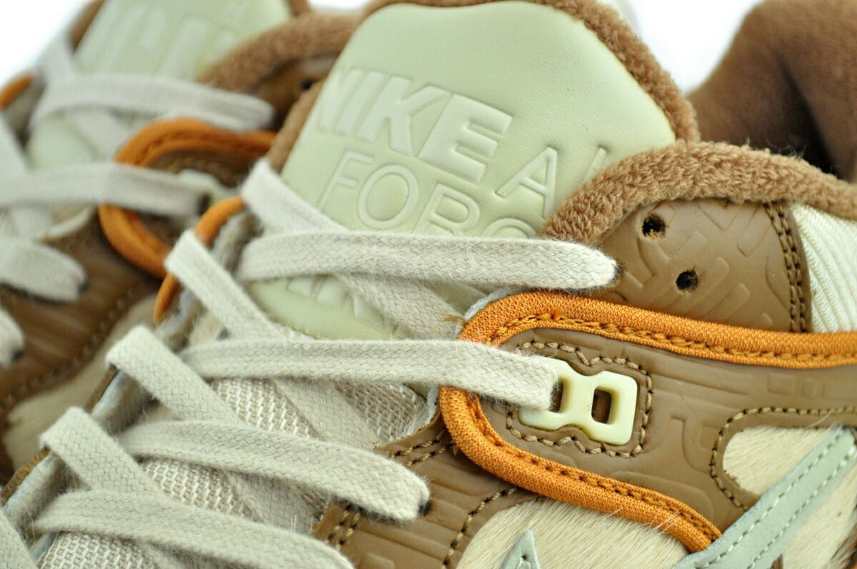 tan|fossil