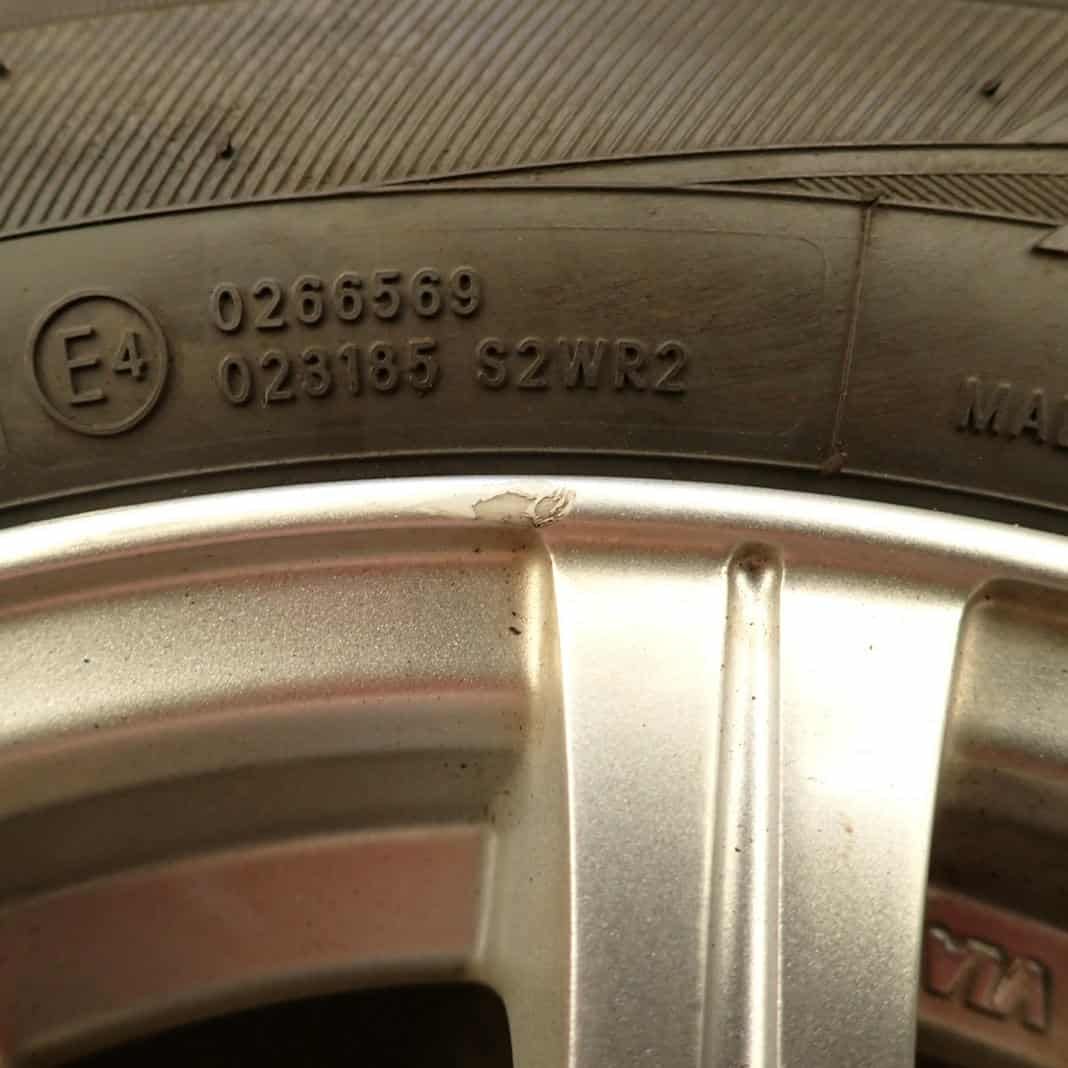 冬 4本SET 会社宛 175 65R14×5.5J 82Q トーヨー オブザーブ ガリット GIZ アルミ ヴィッツ フィット パッソ NO F2982 FFCRYSTALESIA_COM