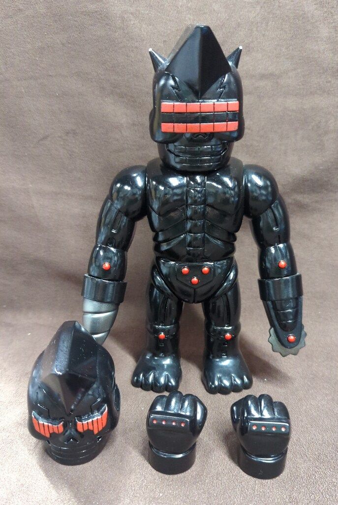 ソフビ　REALHEAD ホネボーグ 弐 コンパチヘッド/アーム付属 REALHEAD ホネボーグ 弐 (黒成型/赤塗装/コンパチヘッド/アーム