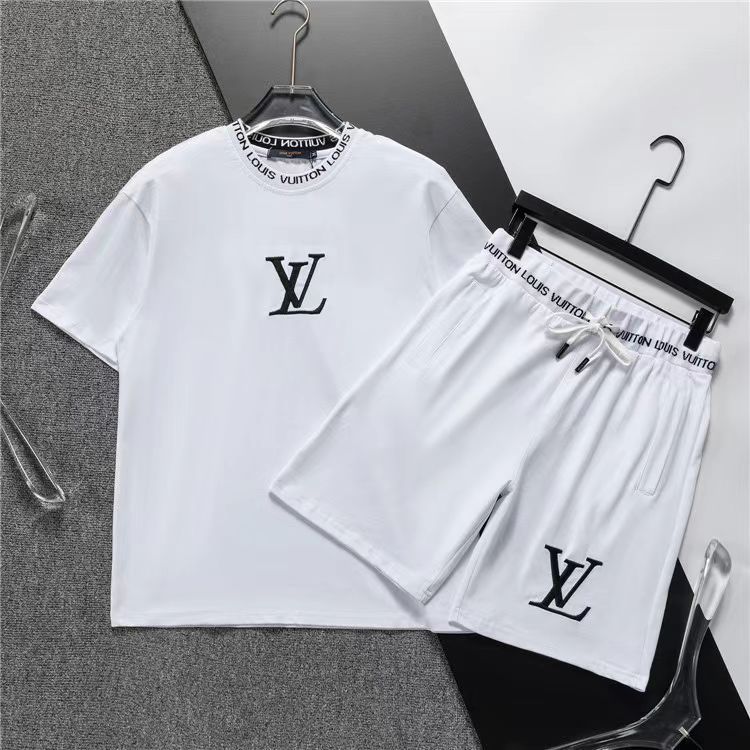 大人気 LOUIS VUITTON ルイヴィトン LVlogo Tシャツ ショーツ/半袖/ 2024年春夏新作