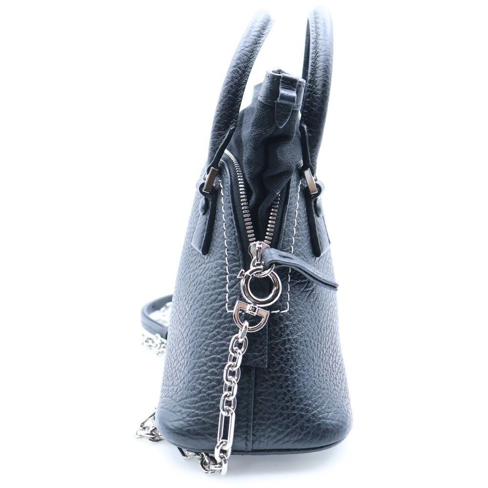 ブラック レザー