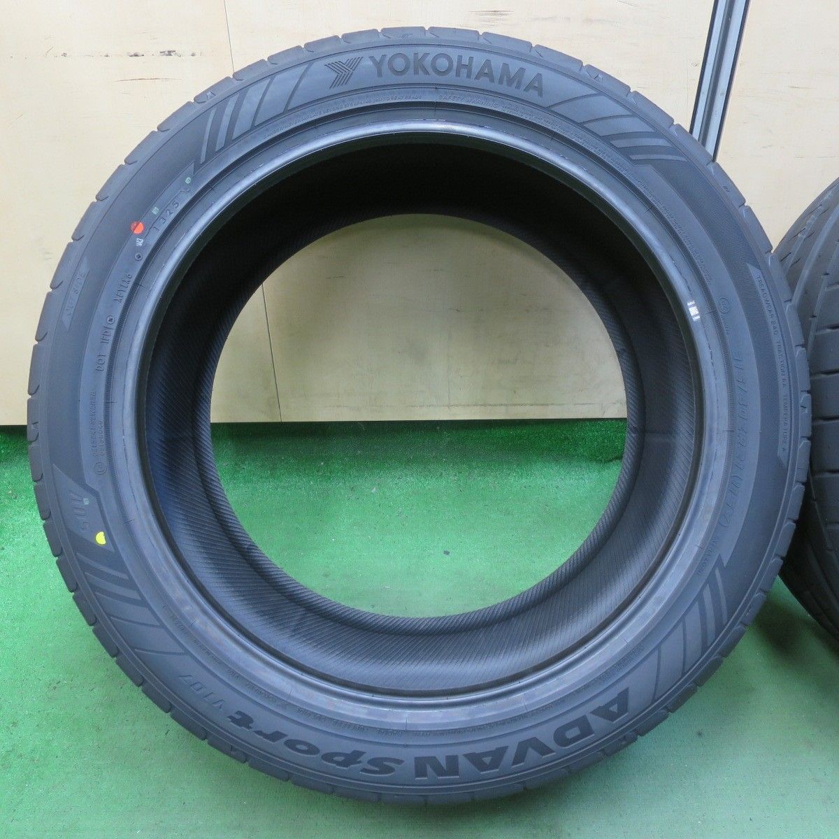  25年 2本 315 40 R 21 ヨコハマ アドバン スポーツ V 107 SUV タイヤ 21インチ ベンツ GLE W 167 GLS X 等 5072102イノタ 21インチ サマータイヤ ノーマルタイヤ