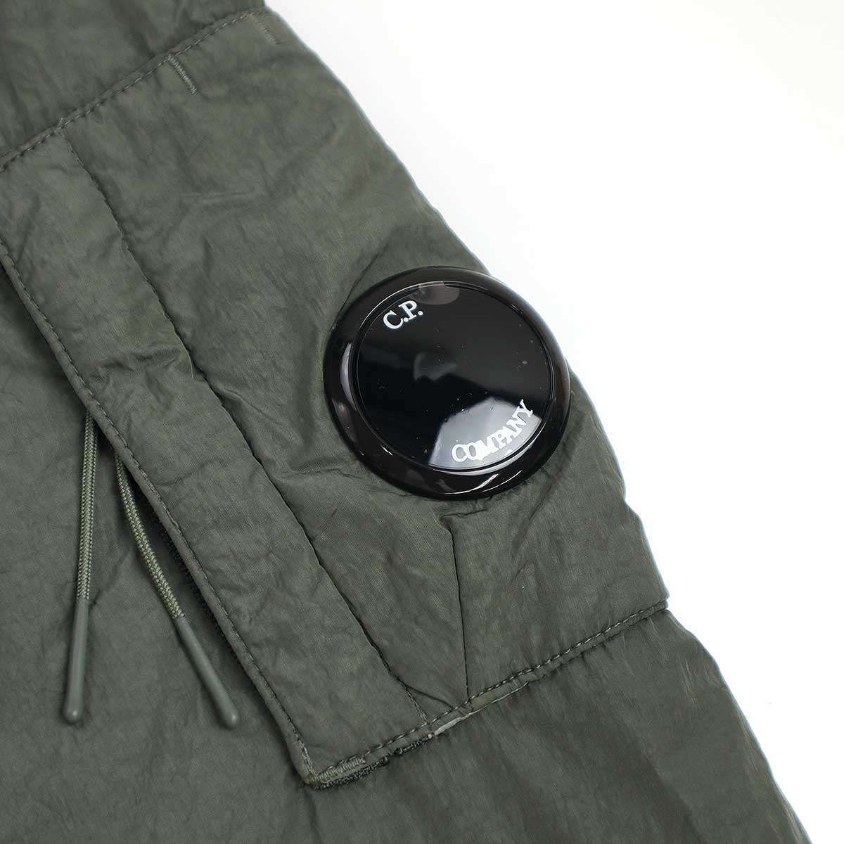 C.P.COMPANY シーピーカンパニー 24AW Chrome-R Padded Full Zip 