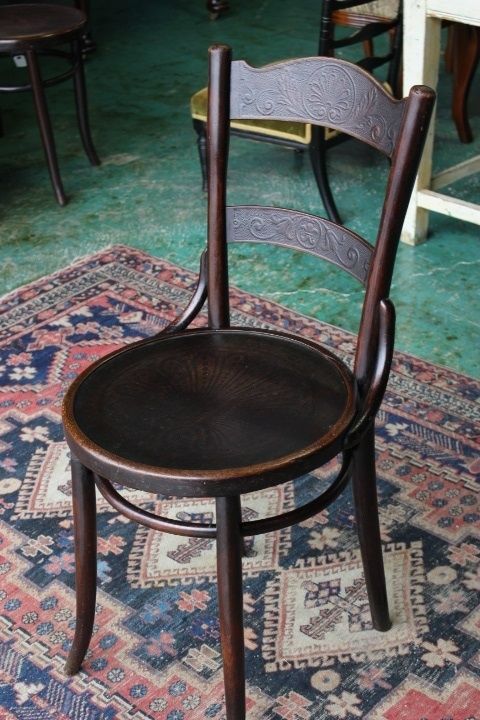 在庫一掃 イギリス アンティーク家具 ベントウッドチェア ダイニングチェア 曲げ木 椅子 チェコスロバキア製 mh-1137