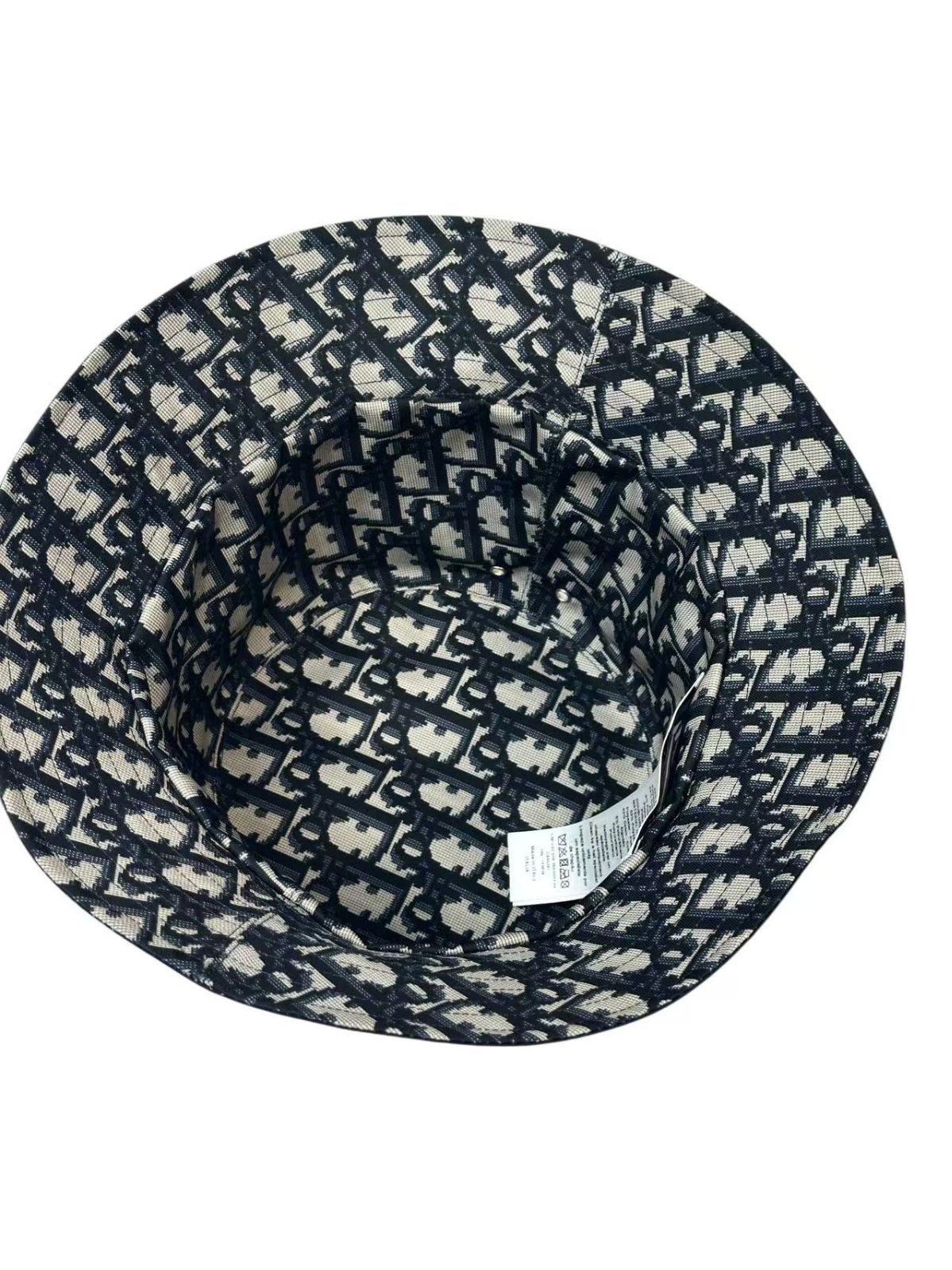 美品 ディオール キャップ 無地 ネイビー トロッター 57 美品