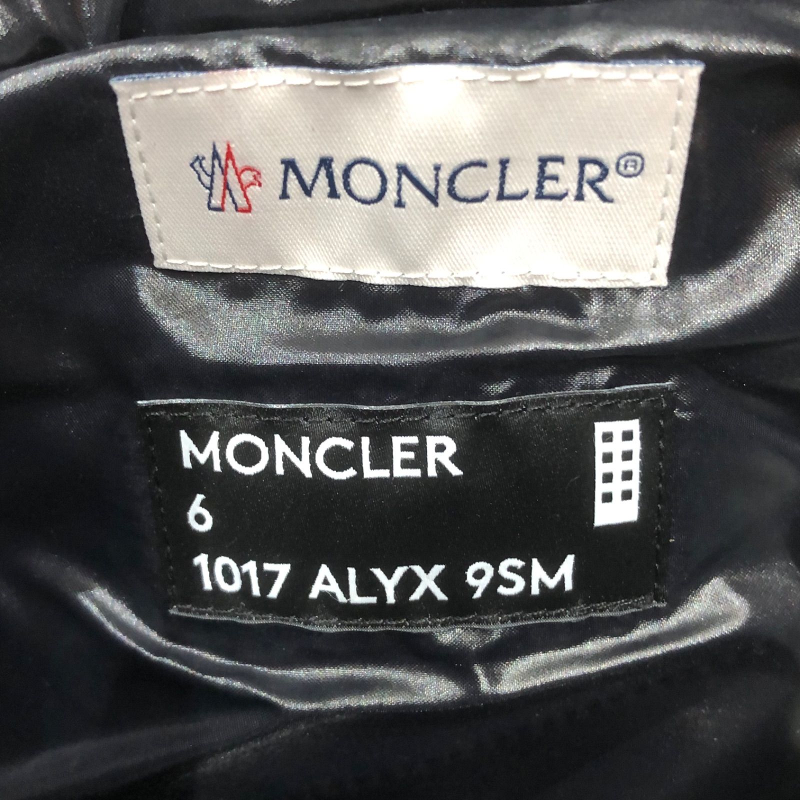 国内正規 MONCLER 1017 ALYX 9SM ダウン パファー ベルトバッグ 