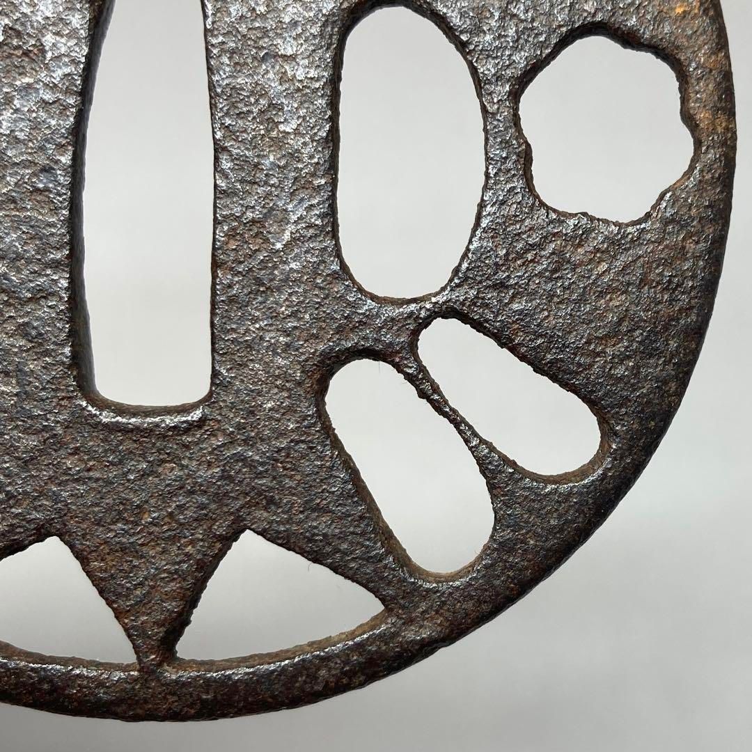 透かし刀鍔 重さ60g