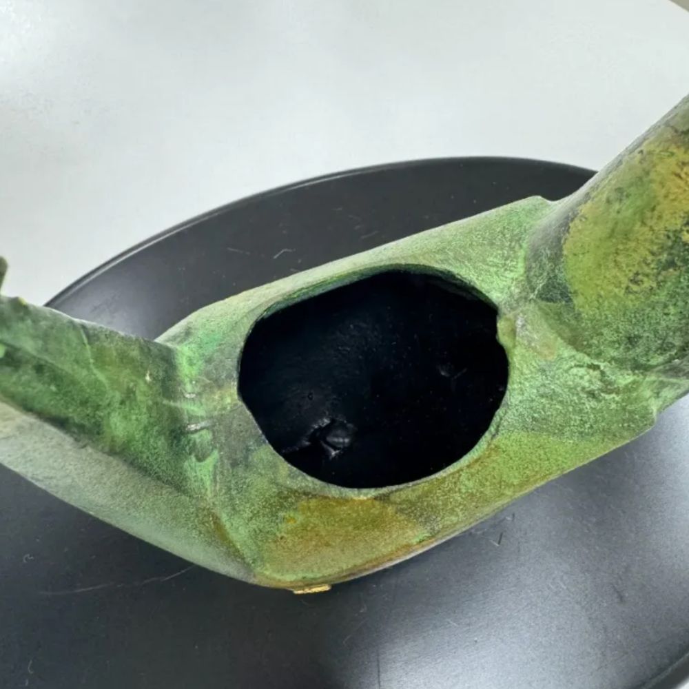 A【骨董】高岡銅器 香炉 雉香炉 銅製品 菊の紋 青銅色 三枝