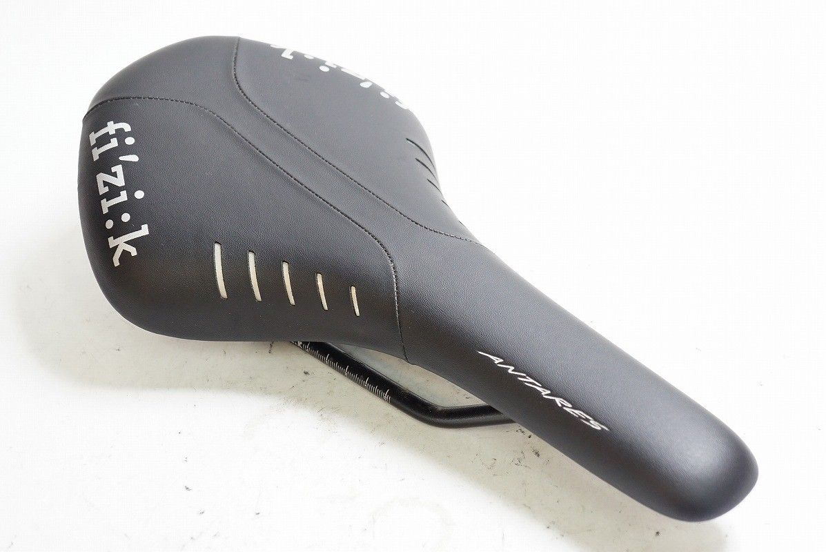 FIZIK 「フィジーク」 ANTARES R5 サドル / バイチャリ熊谷店