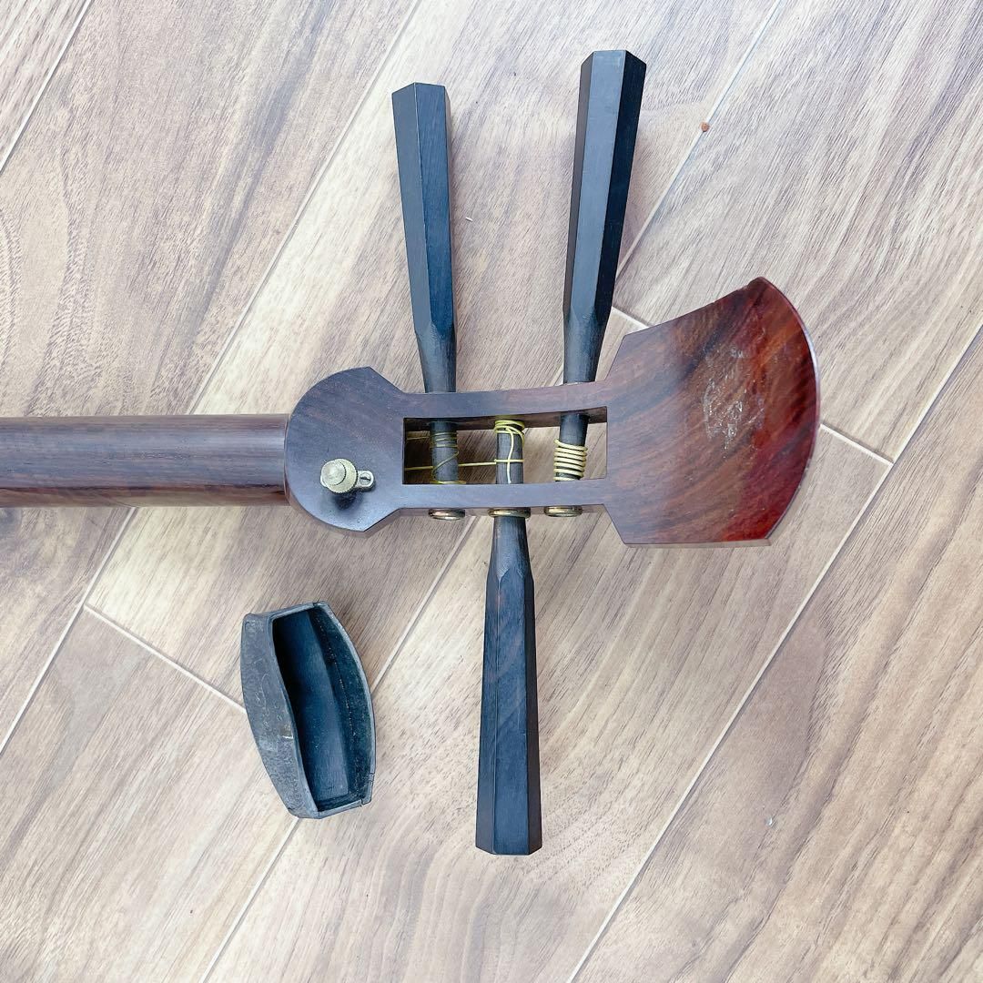 三味線 中棹 トチ入り 紅木 一本溝 金細 東さわり 綾杉胴 和楽器