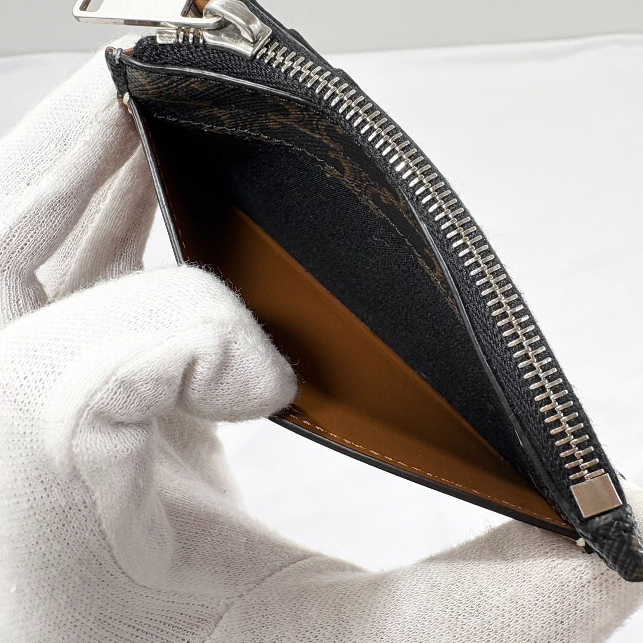 美品!!1点限り!!】 CELINE セリーヌ トリオンフ フラグメントケース