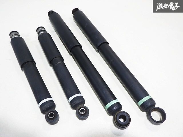 ☆抜け無し☆ トヨタ 純正 200系 ハイエース ノーマル サスペンション