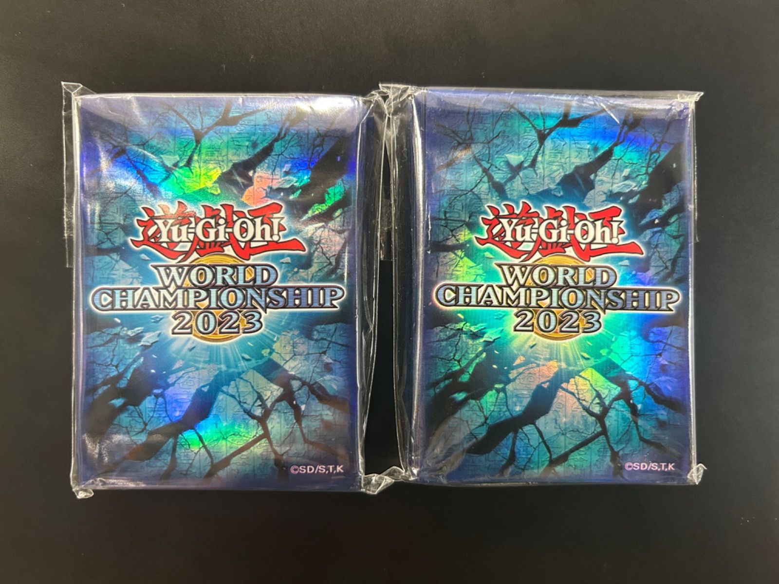 売筋品 遊戯王 WCS2023 スリーブ 青 50枚2個 - トレーディングカード