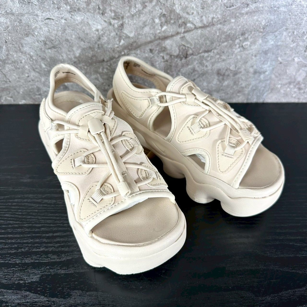 S303 現行モデル 極美品 NIKE Air Max KOKO ナイキ エアマックス