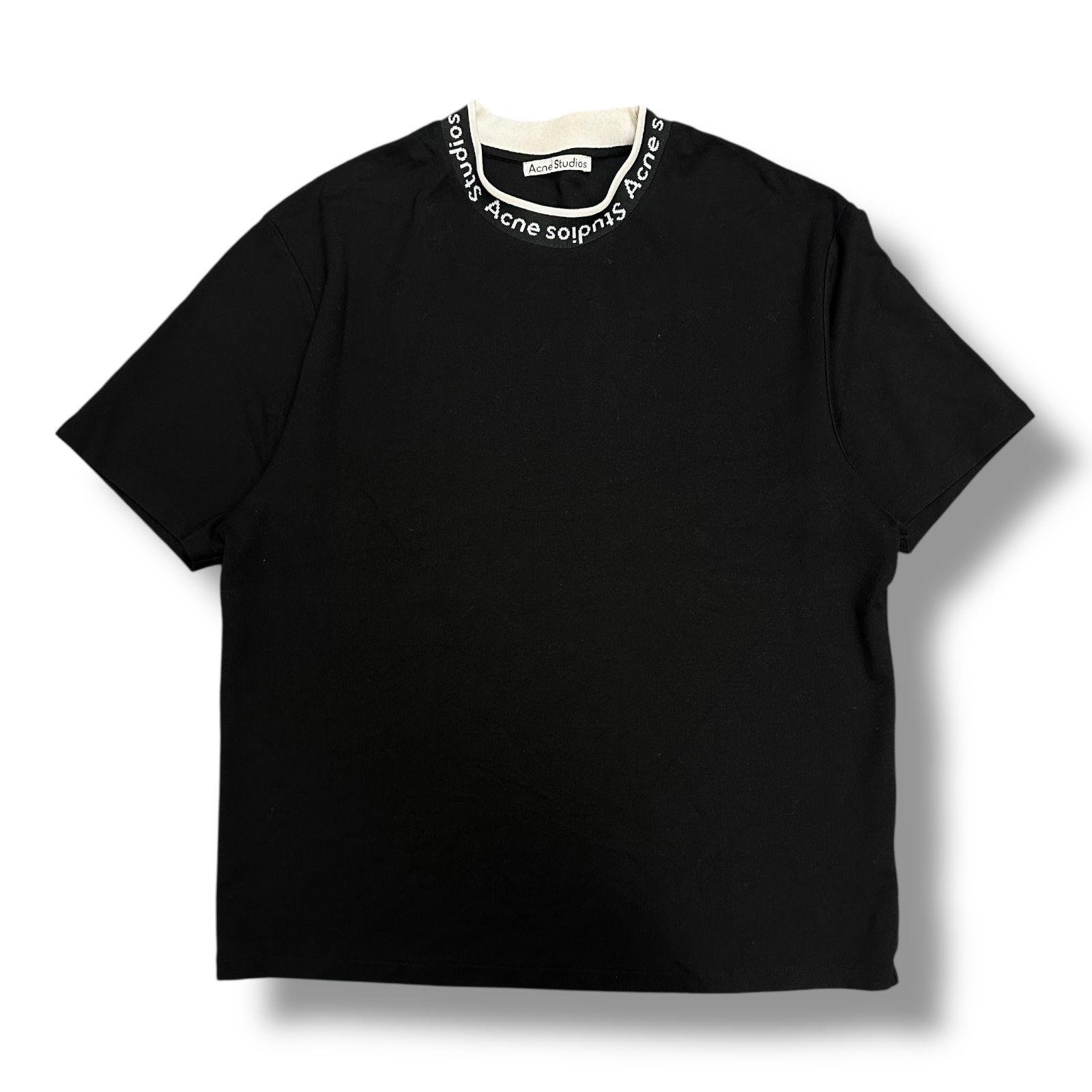 ACNE - Acne Studios／半袖カットソー Acne Studios ロゴモックネックTシャツ 半袖カットソー アクネ