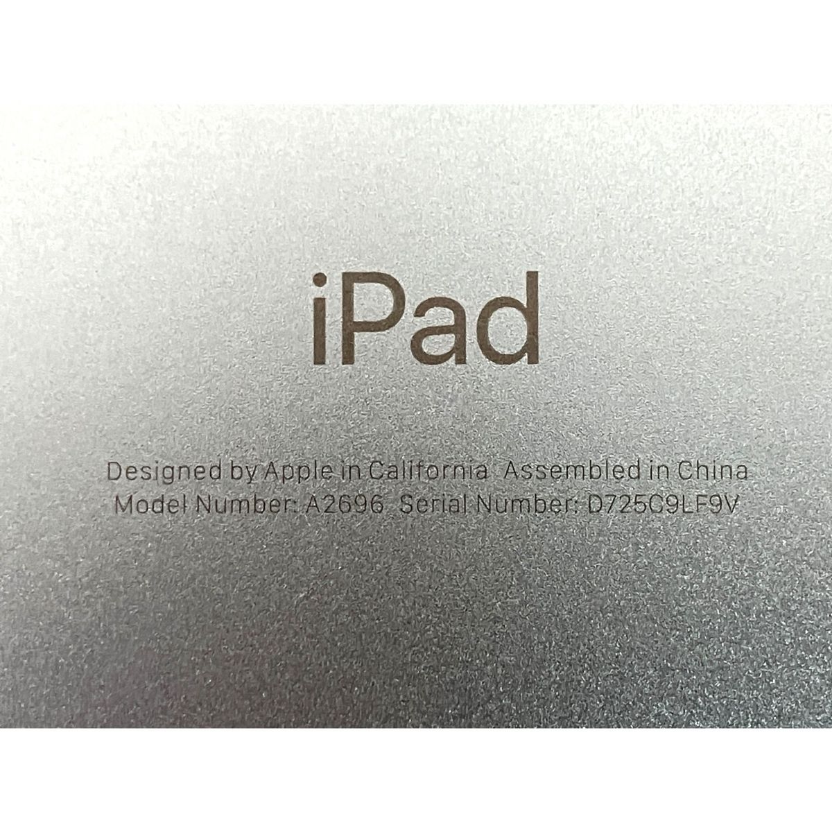 64GB MPQ13J|A