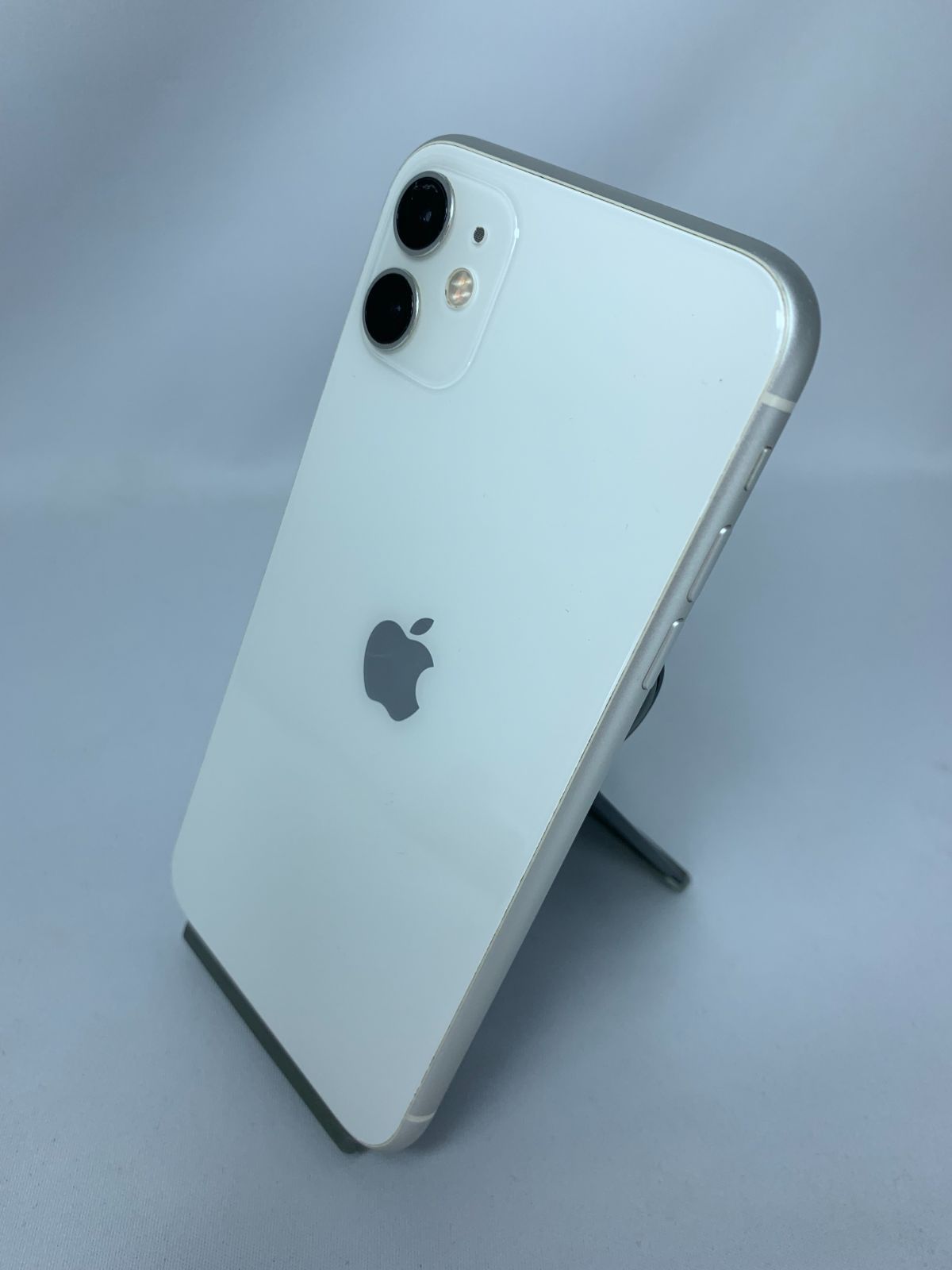 【中古・フレームキズ有・画面異常有・レンズ割れ有】iPhone11 128GB ホワイト simロックあり