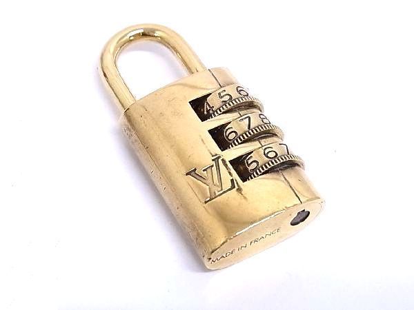極美品LOUIS VUITTON ルイヴィトン カデナ 南京錠 パドロック 576 鍵 キー ゴールド系 BD0399