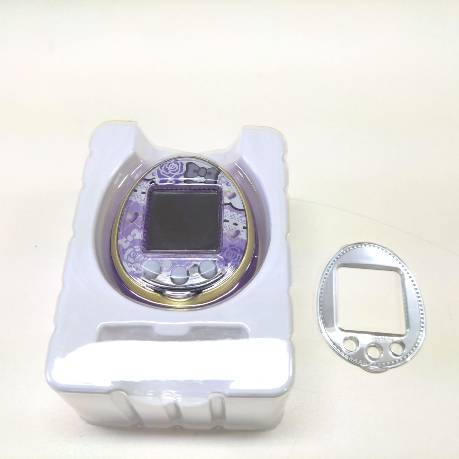 TAMAGOTCHI 4U PURPLE  たまごっち 4U パープル　着せ替え