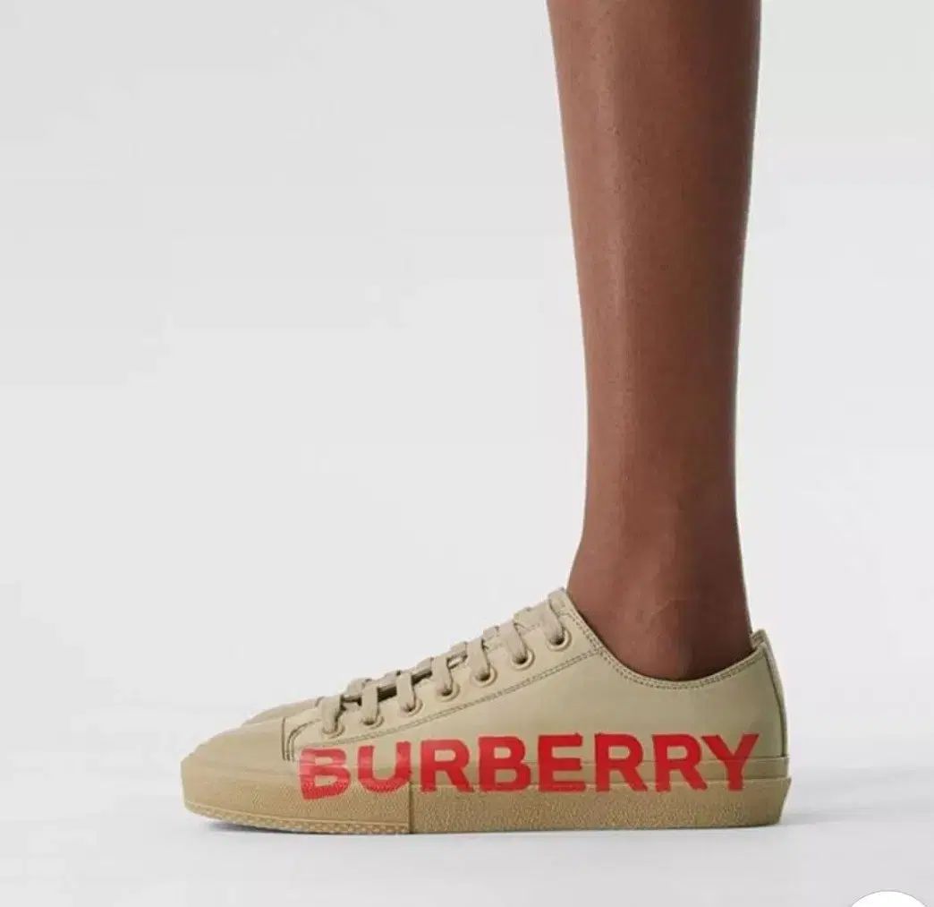 BURBERRY バーバリー ギャバジン アイコン ストライプ ロゴ プリント ベージュ レッド