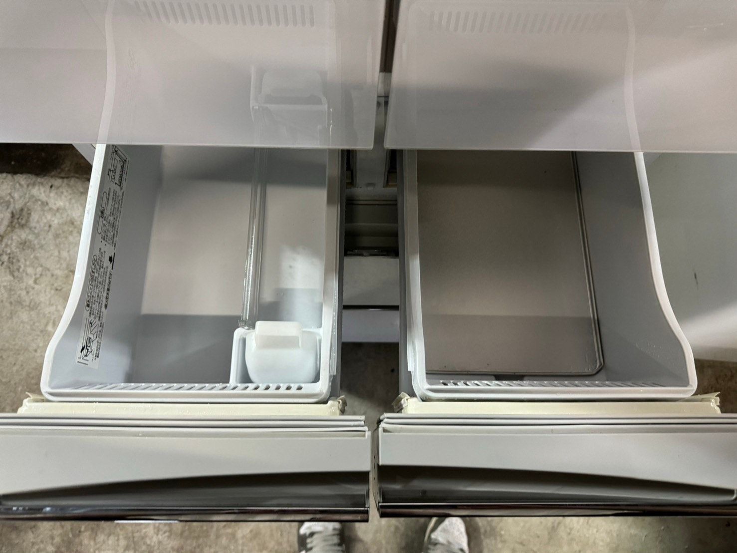 大阪送料無料☆3か月保障付き☆冷蔵庫☆2013年☆アクア☆6ドア☆AQR