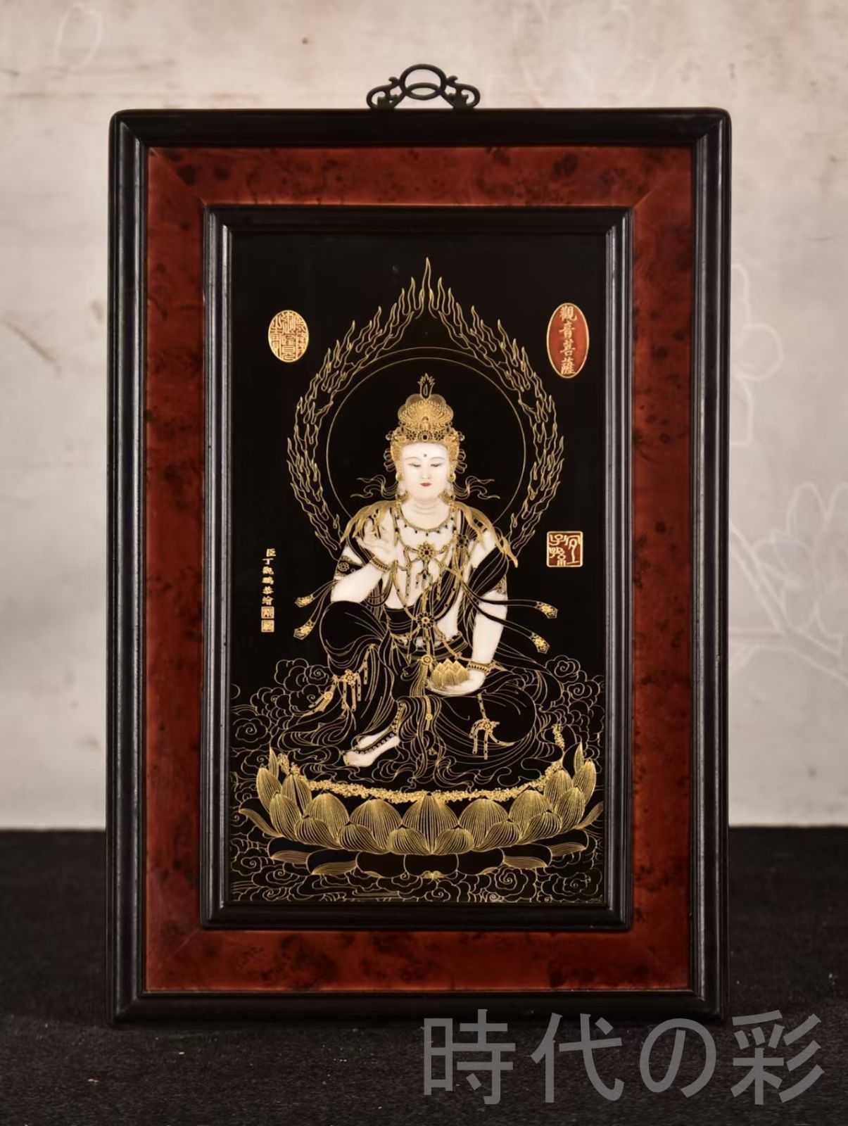 中国古美術 丁観鵬作 絲唐カ磁板画 観音菩薩 紅木枠 中堂掛屏 彫花框 木彫り額縁 手描き磁器絵画 掛軸風 景徳鎮 書斎 茶室 R07101330