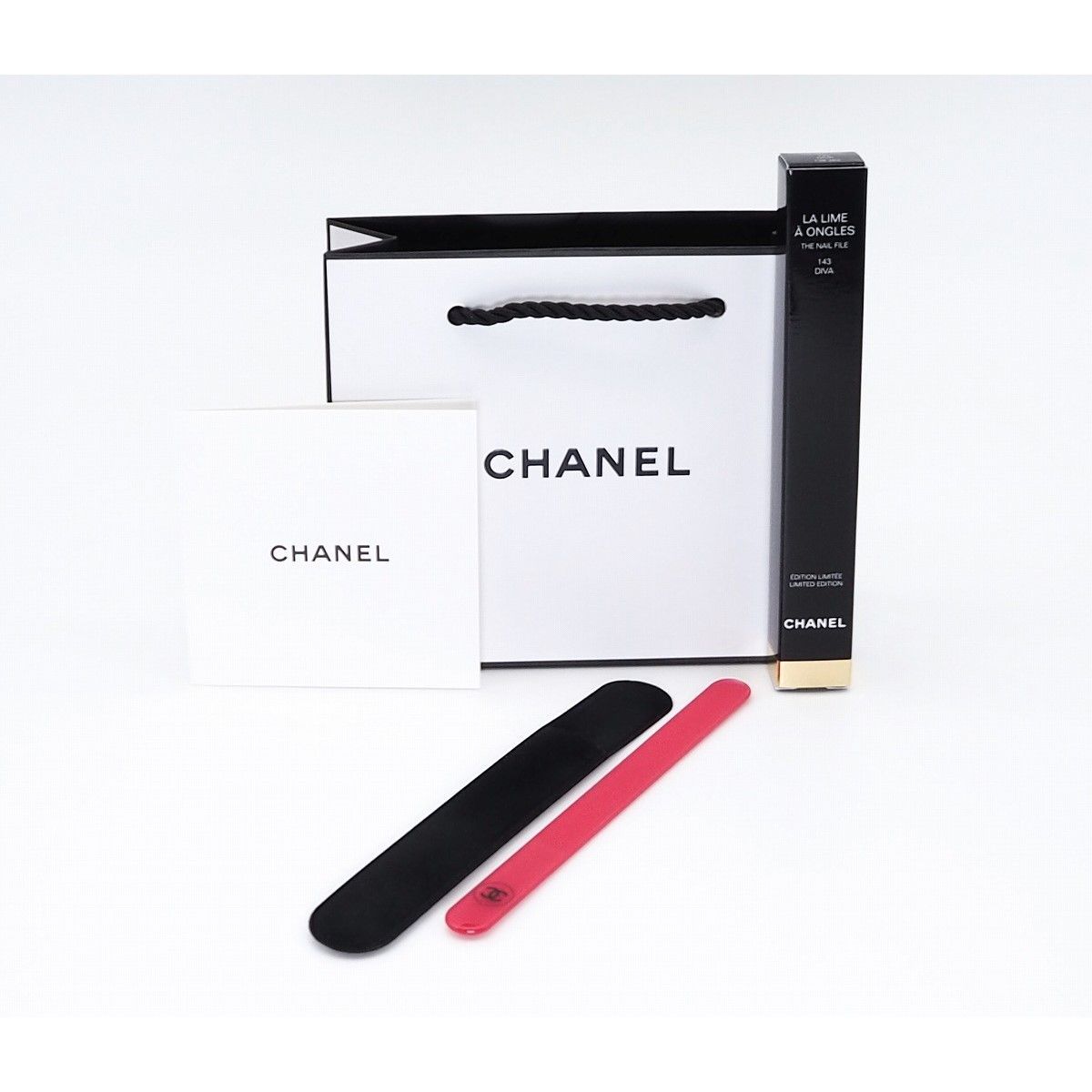 おトク情報がいっぱい！ CHANEL 143 ミラー ネイルファイル セット ...