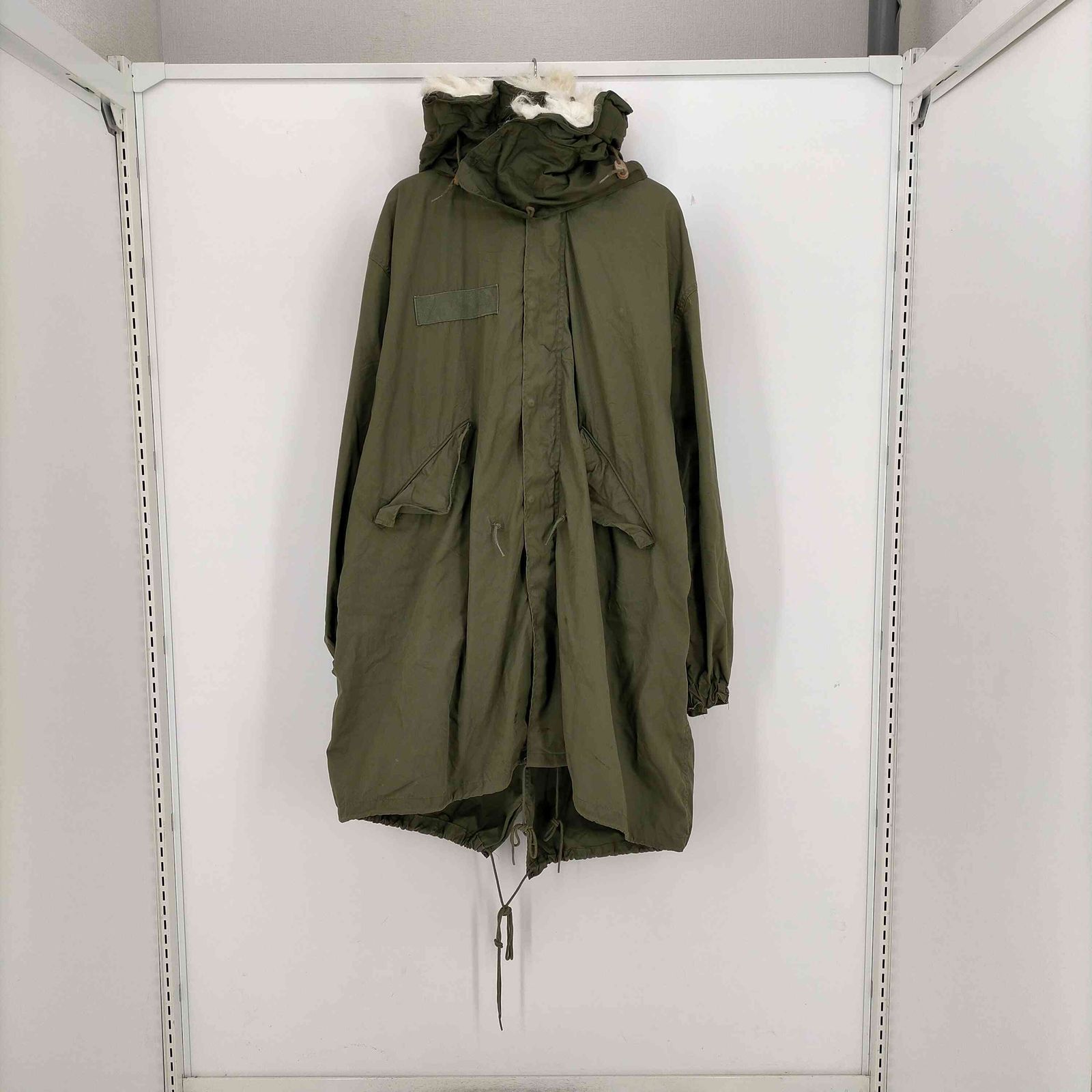 ユーエスアーミー U.S. ARMY 82年製 M-65 フード付き フィッシュテール