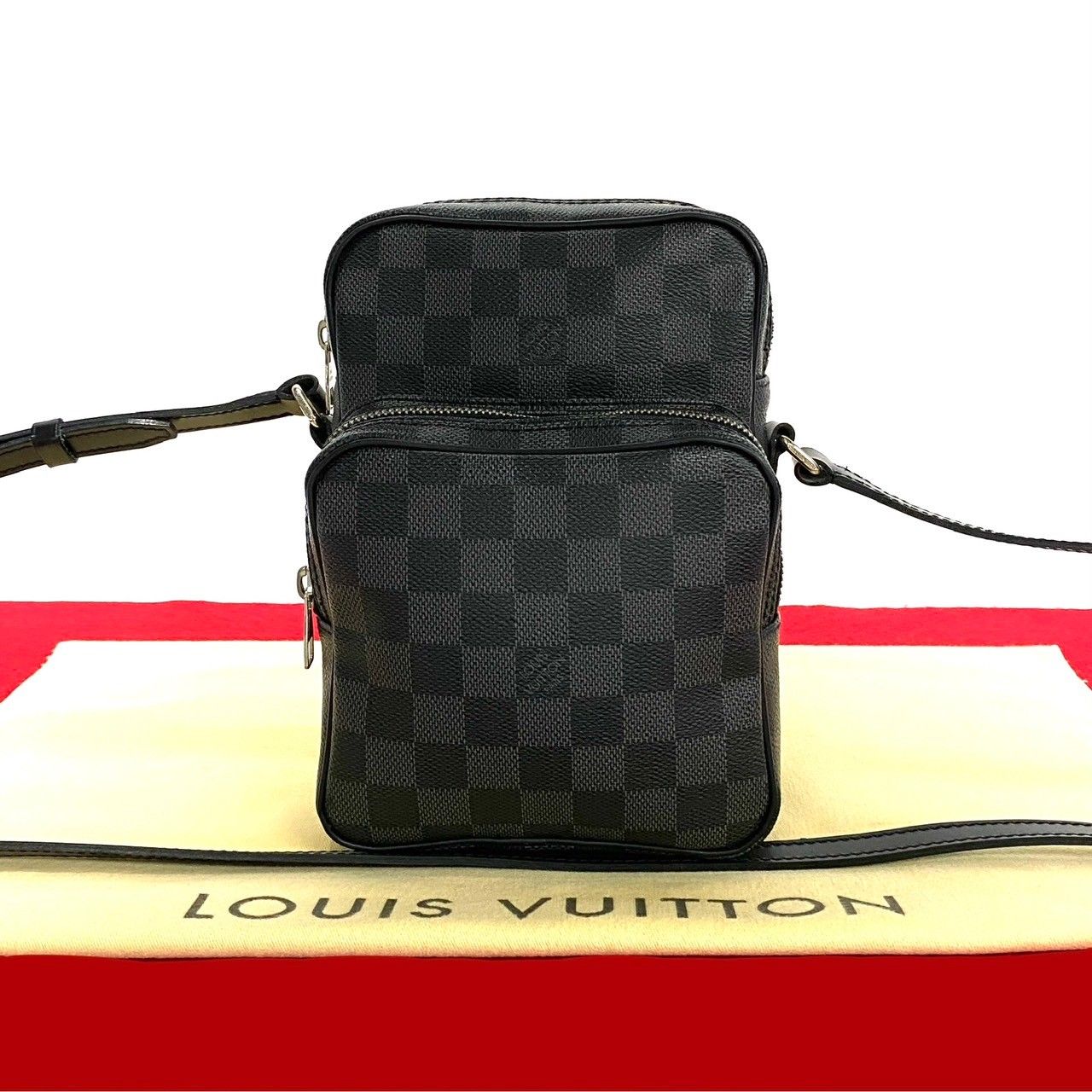 ほぼ未使用 希少品 LOUIS VUITTON ルイヴィトン グラフィット レム 