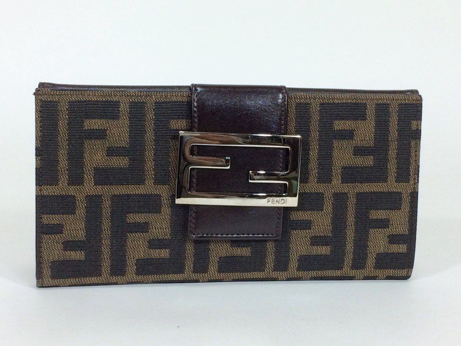FENDI フェンディ 長財布 ズッカ柄 ダークブラウン キャンバス レザー FENDI フェンディ 財布 ズッカ 二つ折り長財布 カーキ×ダークブラウン
