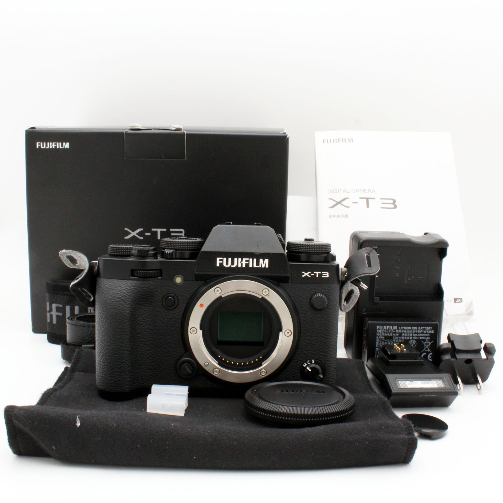 わずかシャッター数3枚【新品級】FUJIFILM X-T3ボディ ブラック X-T3-B