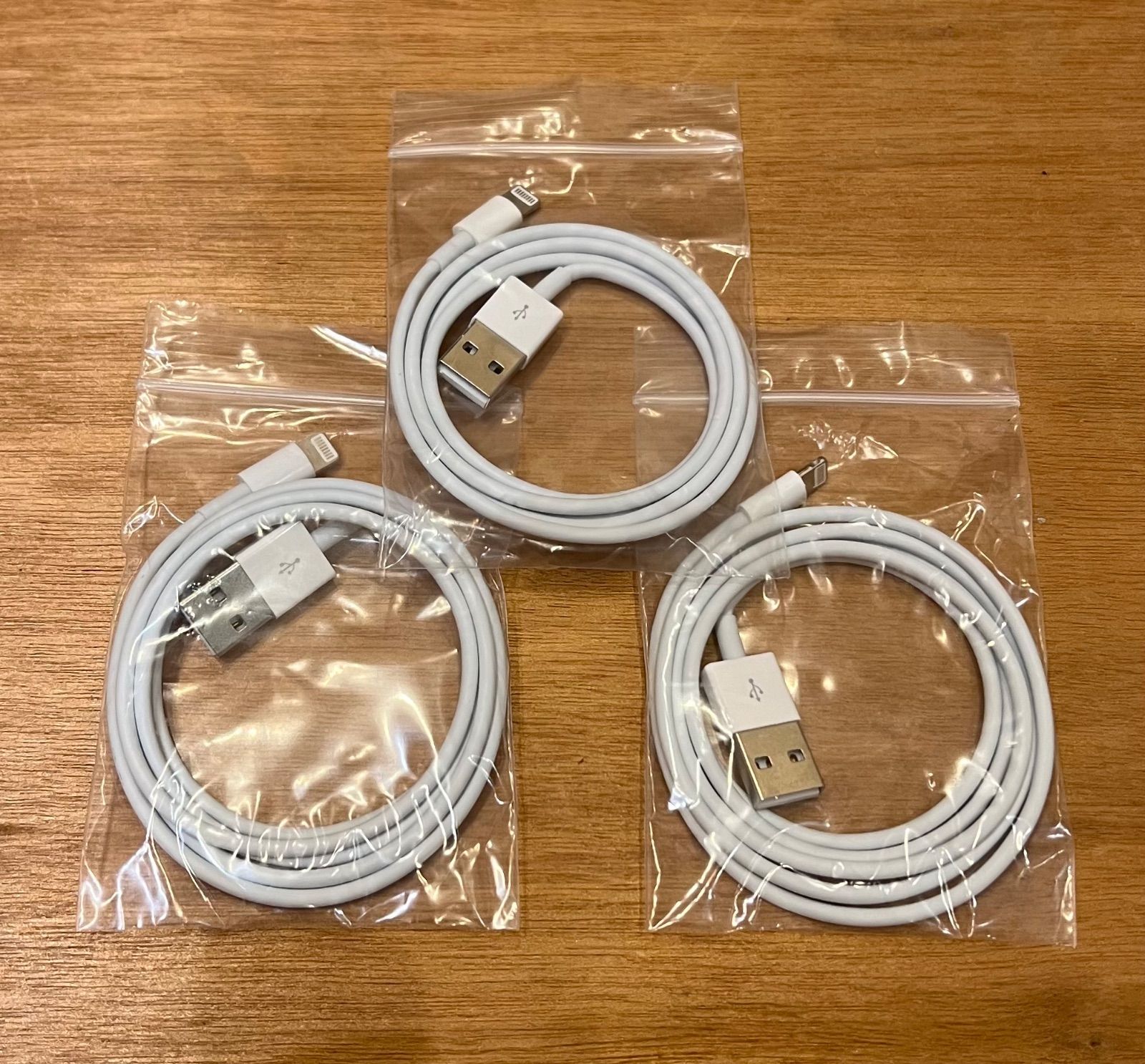 キズ汚れ等あり 1m 3本 ライトニングケーブル Lightning iPhone