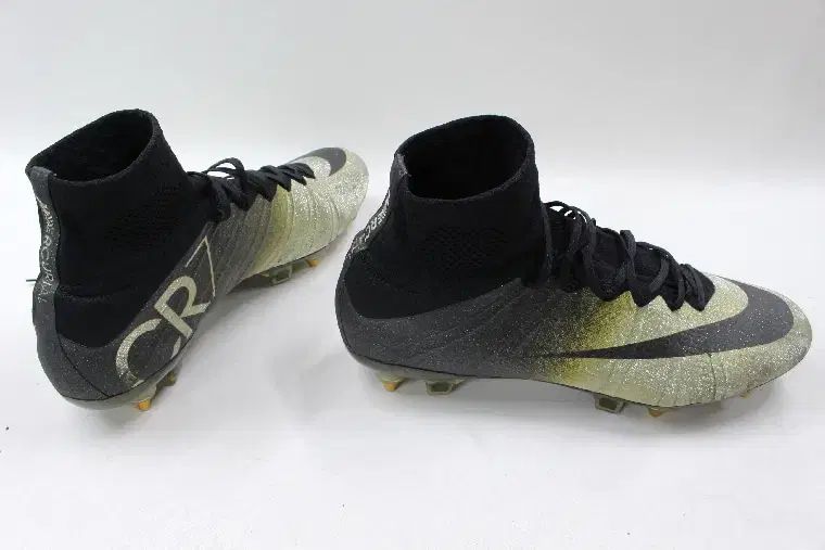 SUPERFLY