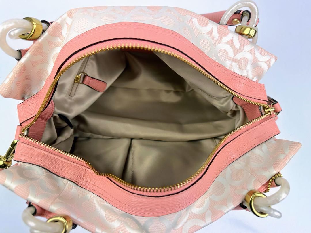 COACH トートバッグ ホワイト・ピンクのグラデーション
