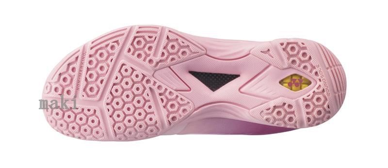 YONEX