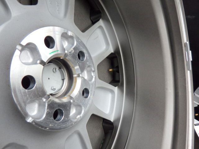 ミツビシ デリカD