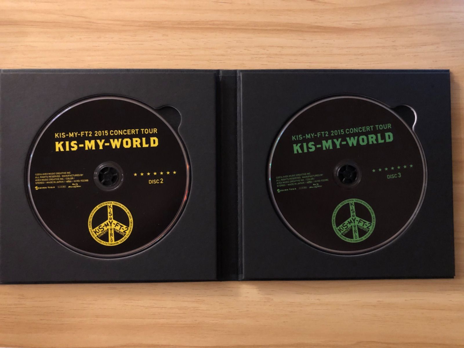 中古] Kis-My-Ft2 KIS-MY-WORLD [Blu-ray] M00049 - メルカリ