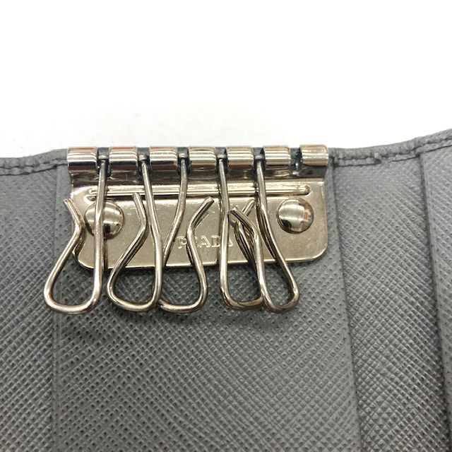 【美品】PRADA プラダ レザー 6連キーケース リボン グレー シルバー 楽天市場】PRADA プラダ キーケース 6連 レザー グレーパープル