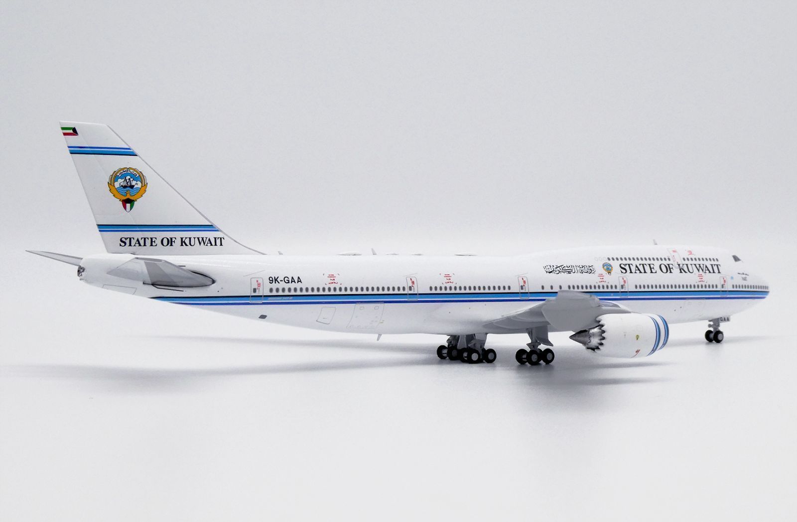クウェート政府 747-8BBJ