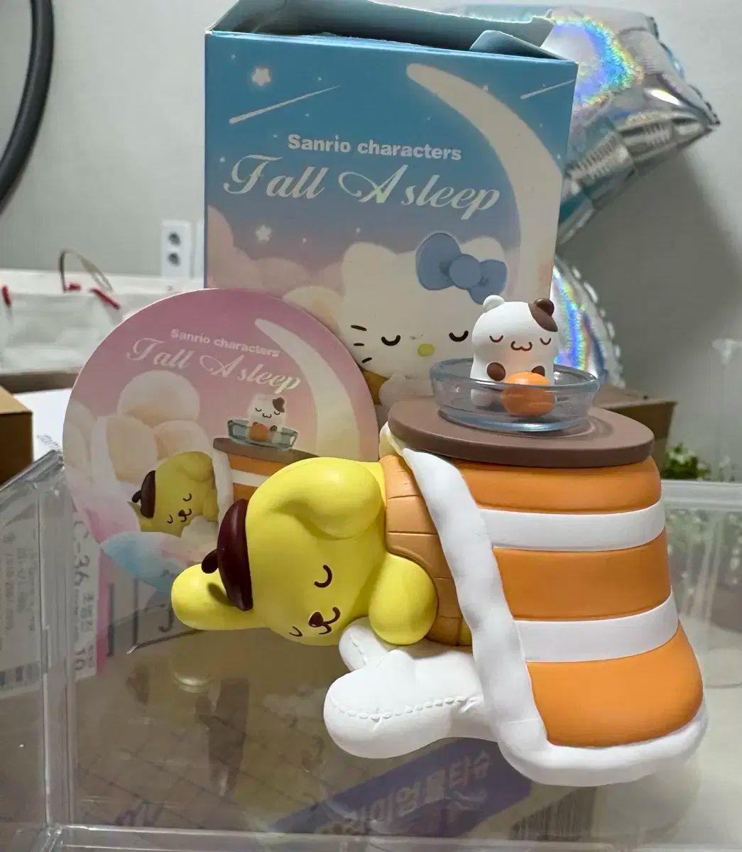 POP MART (ポップマート ) サンリオ ポムポムプリン 睡眠
