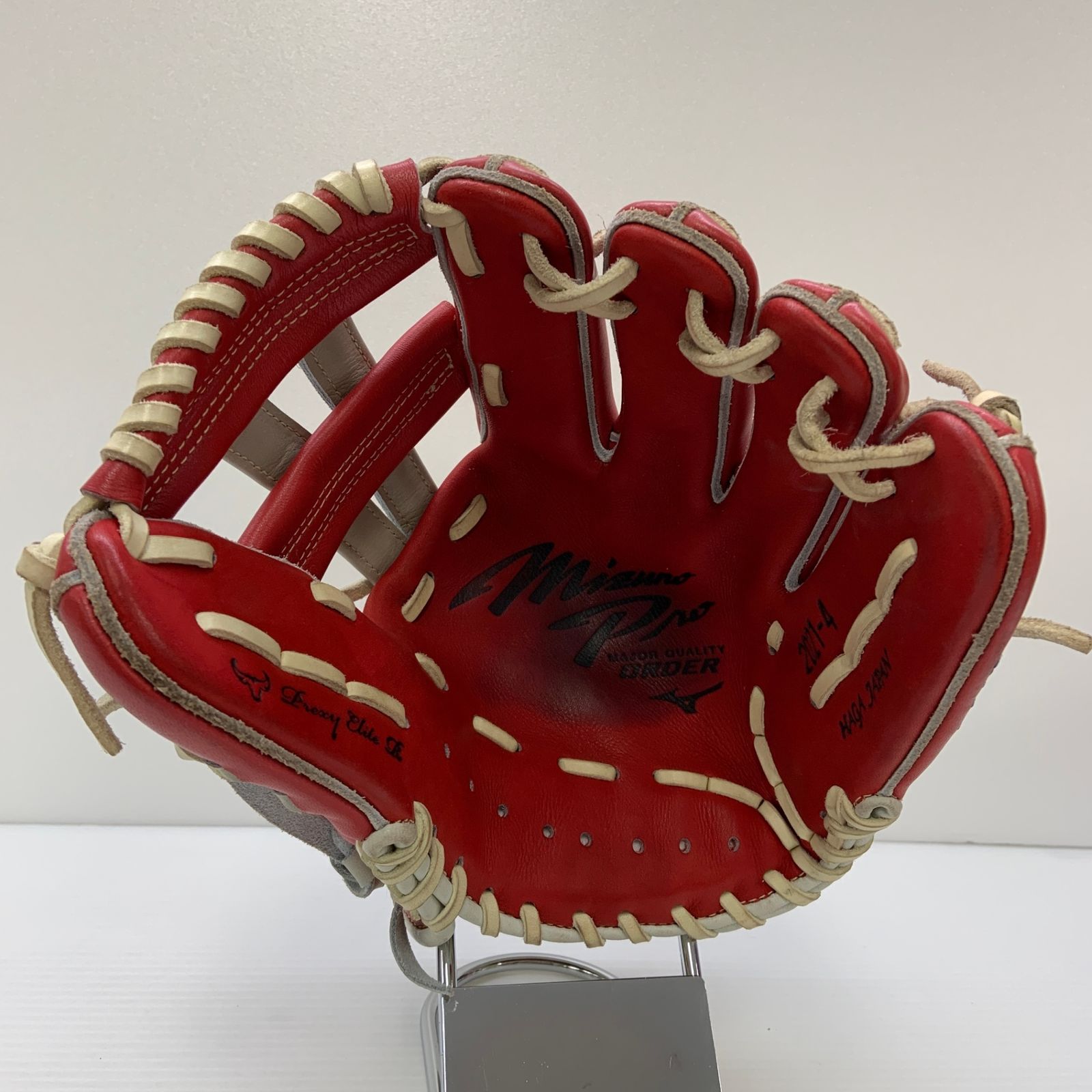 【美品】右投用 ミズノプロ グローブ 内野手用 旧ミズノマーク 美品】右投用 ミズノプロ グローブ 内野手用 旧ミズノマーク