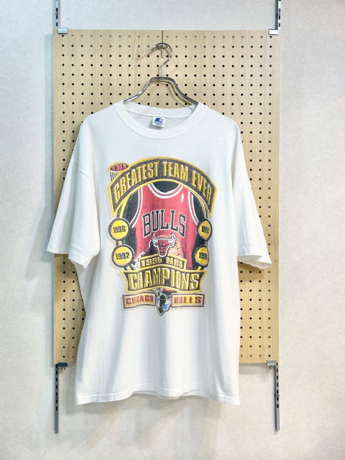 品 STARTER CHICAGO BULLS 1996 NBA CHAMPIONS T-Shirt