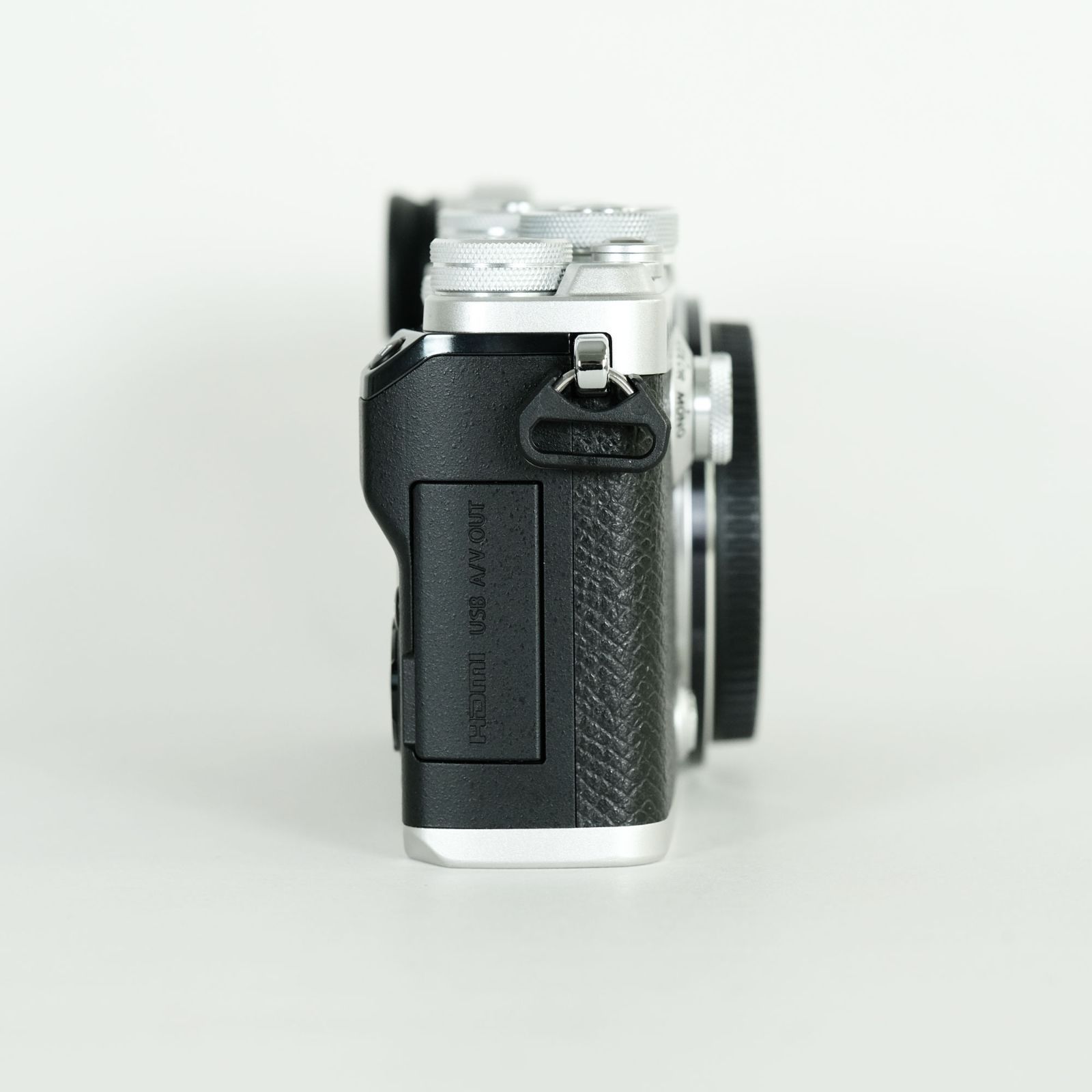 最低価格の OLYMPUS 極美品｜シャッター数129回] PEN-F シルバー [ボディ デジタルカメラ