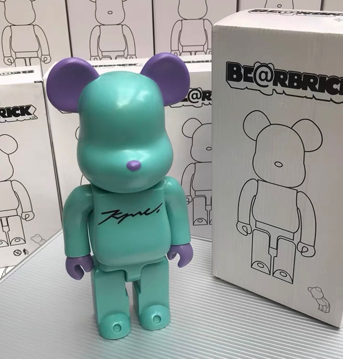 ベアブリック BE@RBRICK 400% 28センチ KYNE kyne キネbacksideworks 