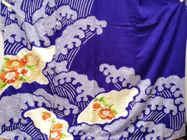 豪華振袖　駒刺繍　絞り　花筏文　正絹　逸品 豪華振袖 駒刺繍 絞り 花筏文 正絹 逸品