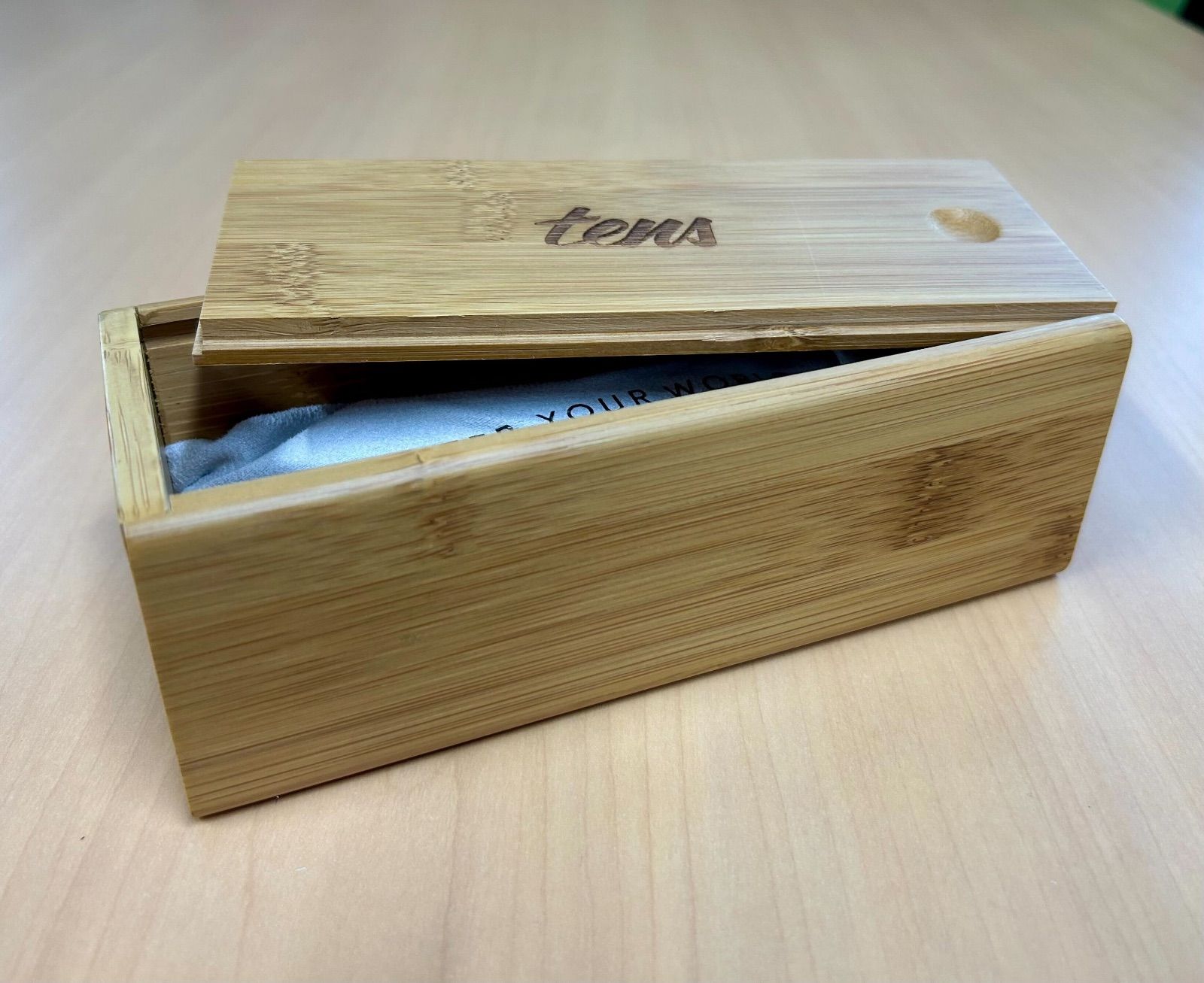 ブラッククリスタル 品