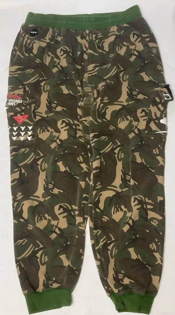 A Bathing Ape ジョガーパンツ A BATHING APE｜ABC CAMO SHARK REGULAR FIT SWEAT PANTS